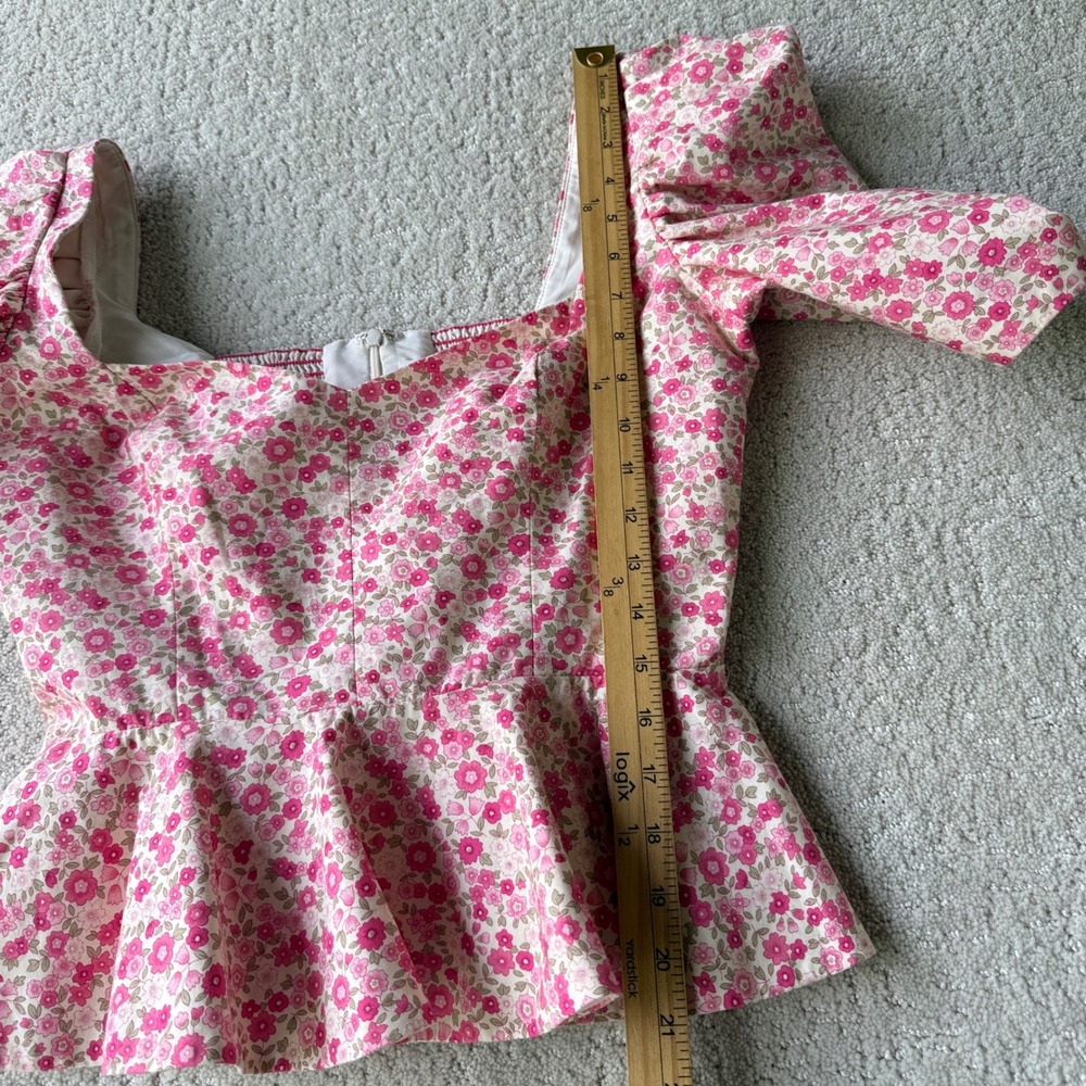 Amanda Uprichard Natasha Blouse Women L Pink Floral Puff Sleeve Peplum Smocked - Picture 10 of 12